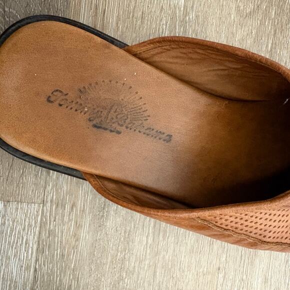 Tommy Bahama Leather Brown Men's Slip-On Slides Close Toes Shoes Size 9 - Picture 8 of 9